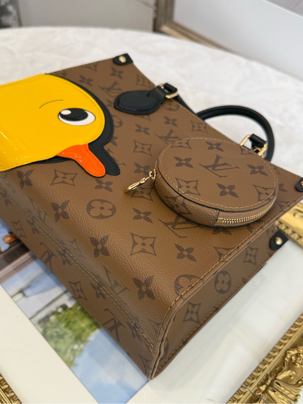 Louis Vuitton x Sun Yitian OnTheGo PM bag - Picture 8 of 14
